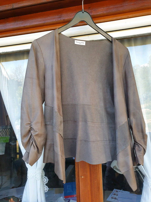 Comme une veste - cuir 15 Cahors (46)