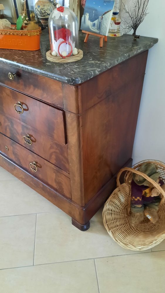 Commode ancienne 350 Saint-Astier (24)