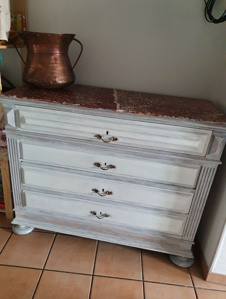 Commode ancienne 240 Caz�res (31)