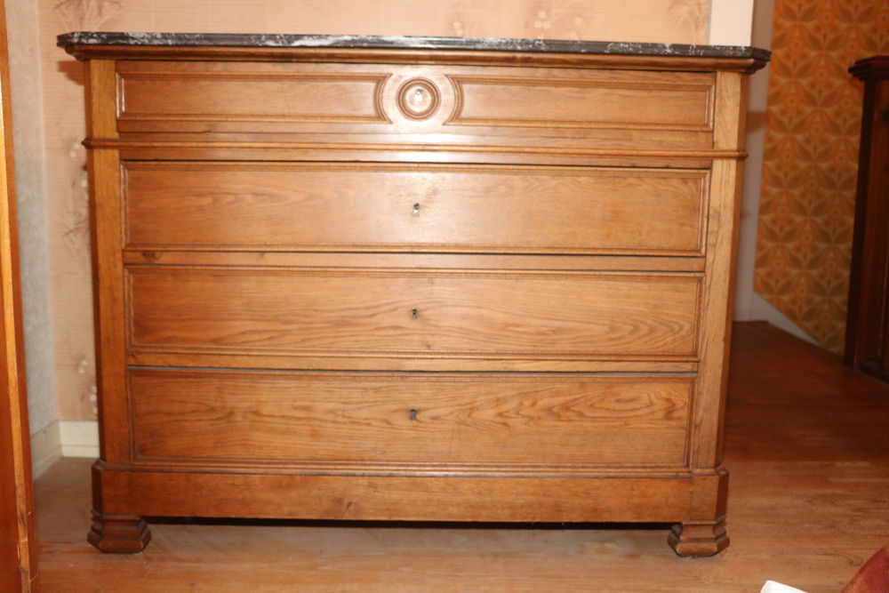 commode ancienne 139 Saulxures-sur-Moselotte (88)