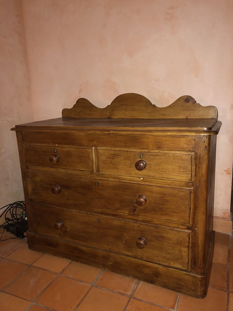 Commode anglaise en pin 200 Caseneuve (84)