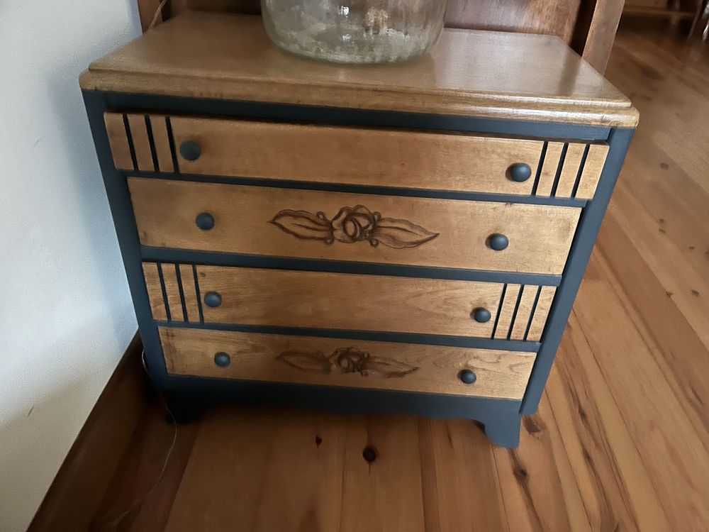 commode en bois massif dim largeur 80cm hauteur 75cm profondeur 45cm 90 Seignelay (89)