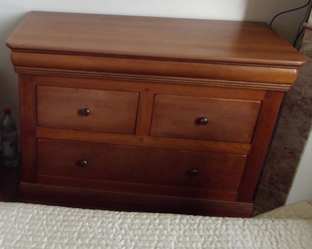 Commode en bois 500� 500 Blanquefort (33)