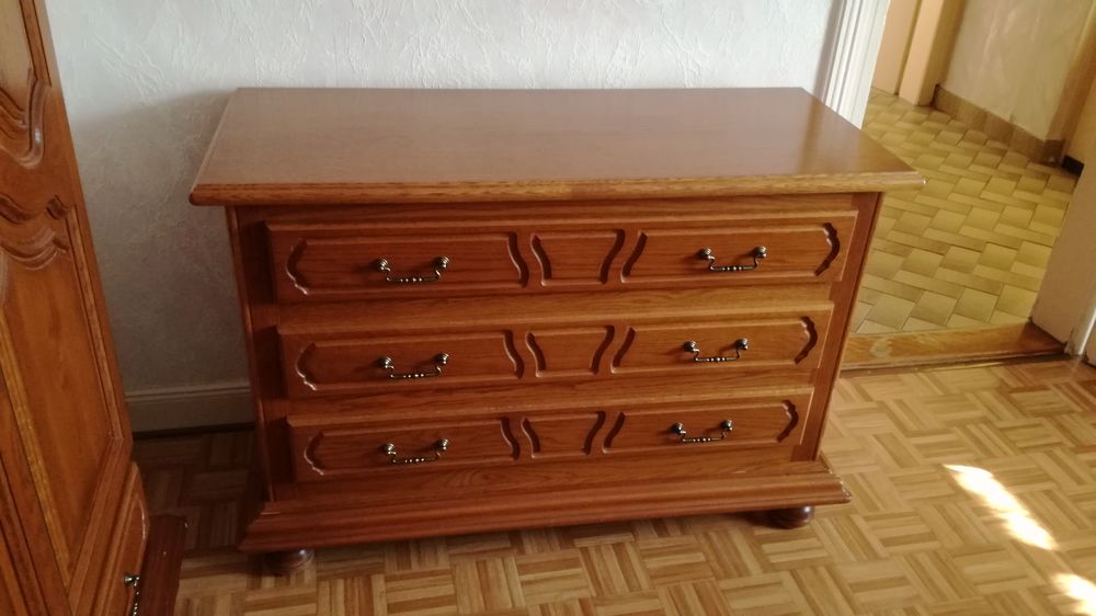 Commode en bois 25 Haguenau (67)