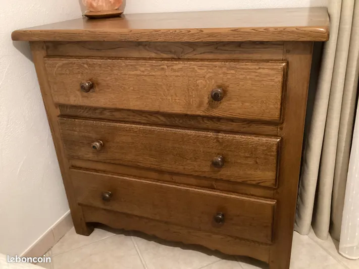 Commode en ch�ne massif 190 Bormes-les-Mimosas (83)
