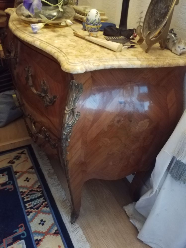 Commode + 2 chevets 950 H�ricy (77)