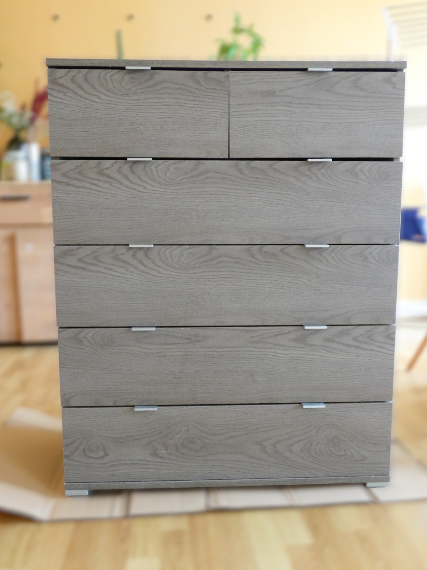 Commode grise 4 + 2 tiroirs 60 Tours (37)