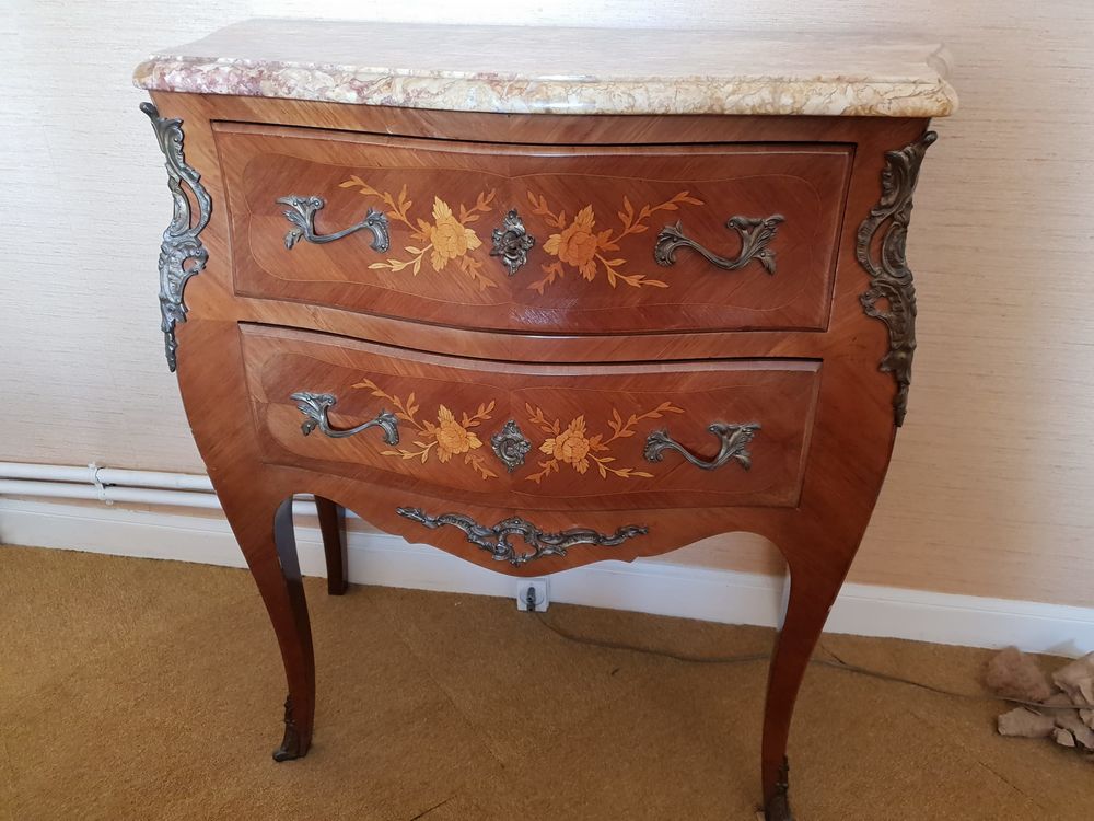 Commode marqueterie et marbre 350 Paris 17 (75)