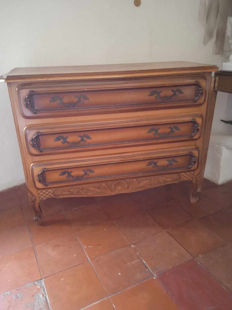 Commode Merisier Massif 250 B�darrides (84)