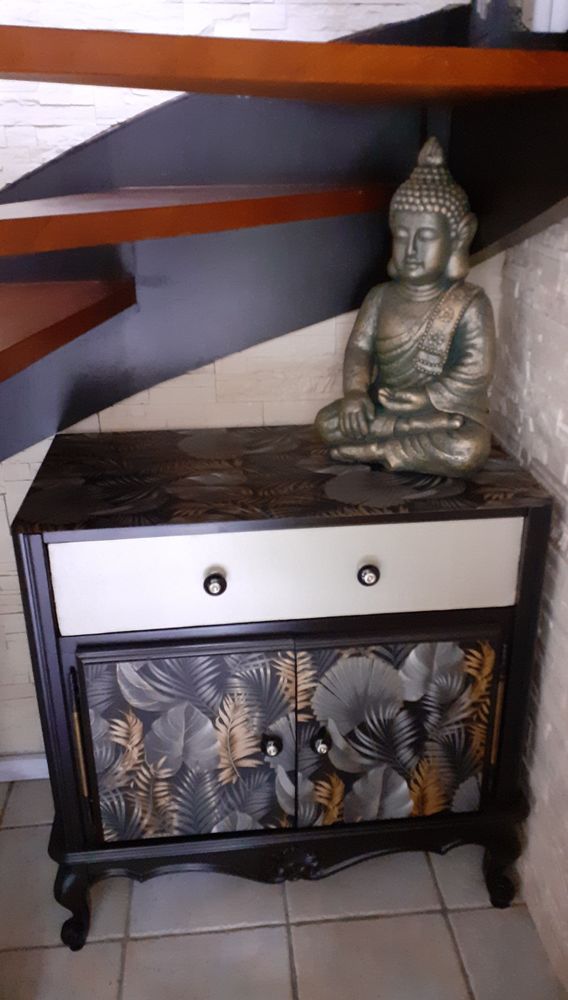 commode en merisier relook�e noir 130 Auray (56)