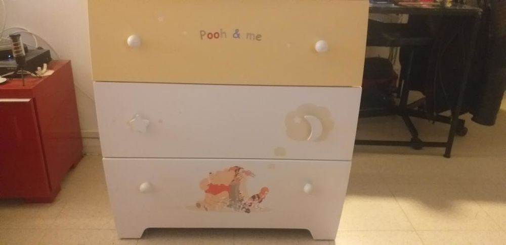 Commode et plan � langer amovible SAUTHON Winnie l'ourson 50 Le Chesnay (78)
