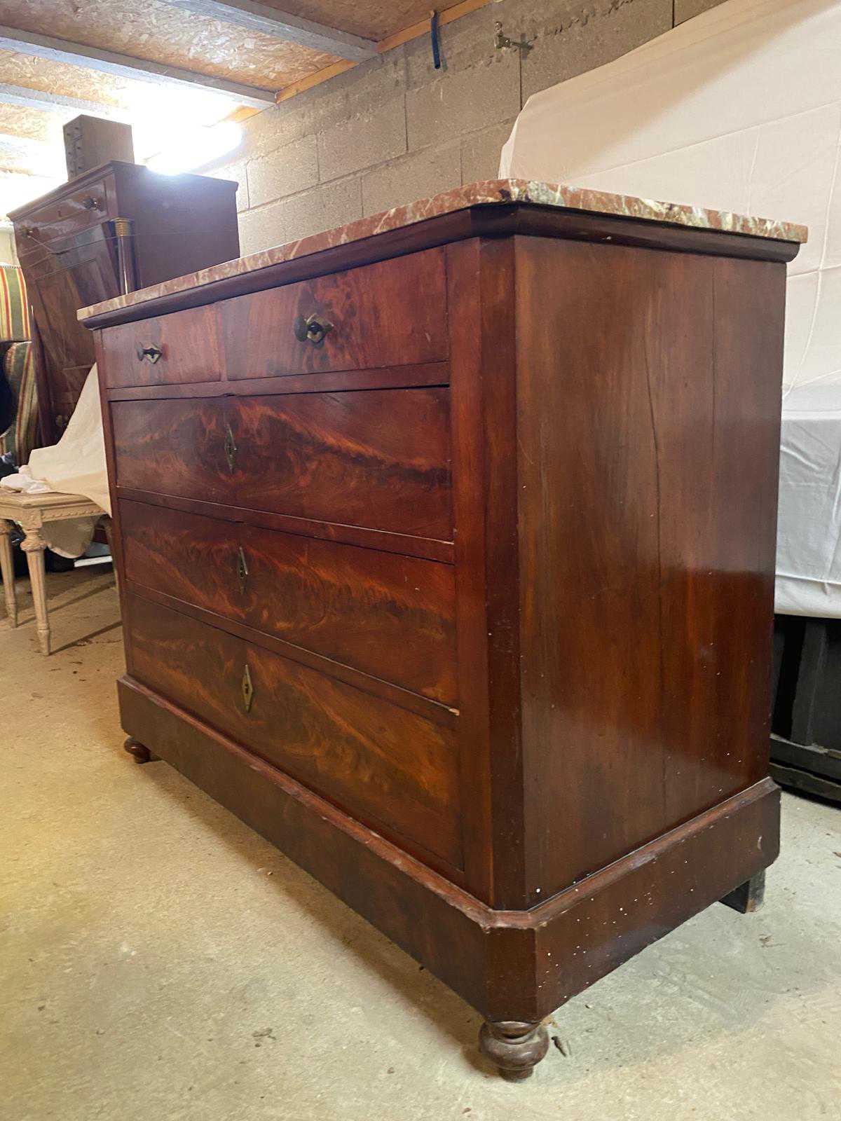 commode plateau marbre 50 Dourdan (91)