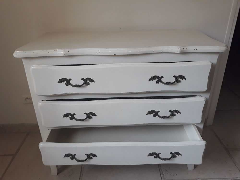 commode rangement 50 Cavalaire-sur-Mer (83)