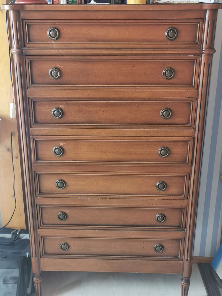 Commode � sept tiroirs  Semainier  225 Barr (67)