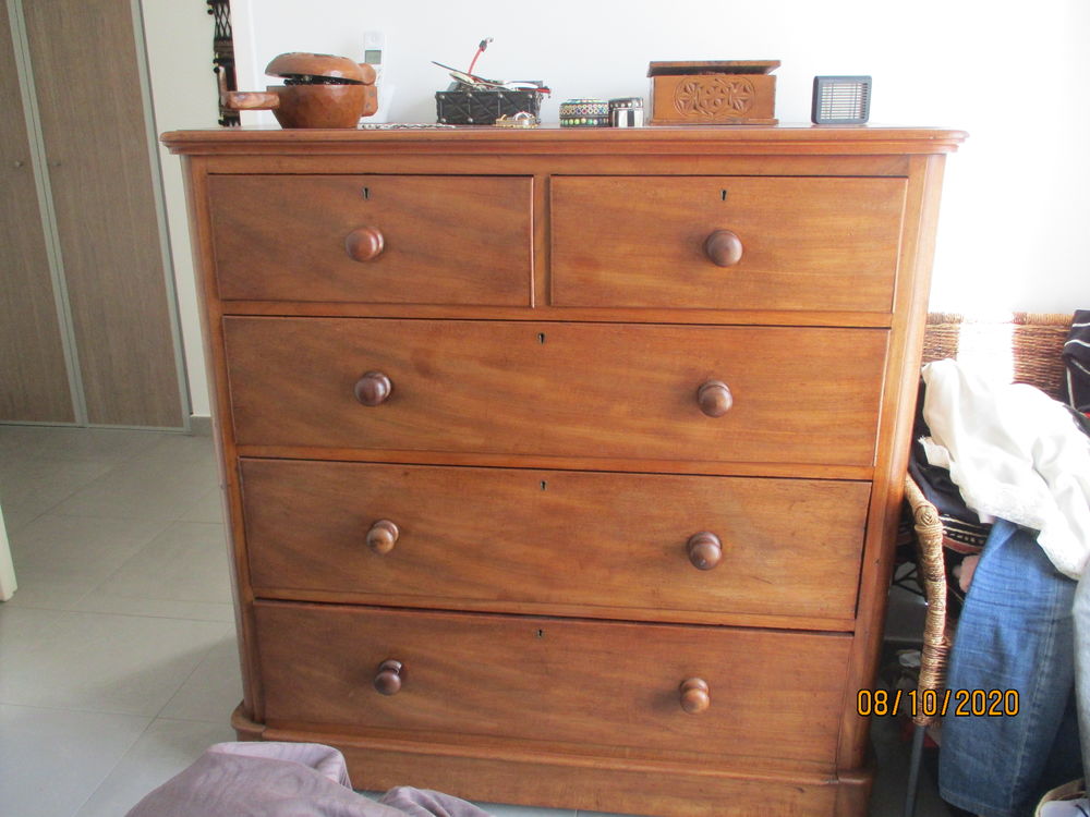 Commode style anglais 150 Perpignan (66)