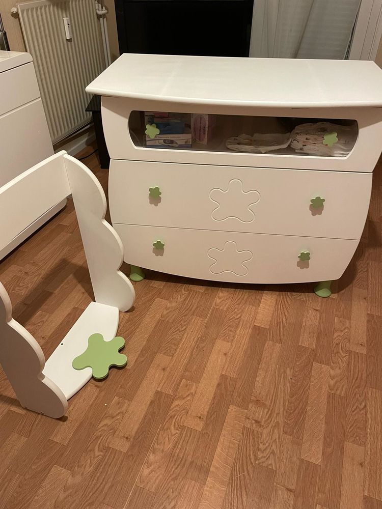 Commode table � langer b�b� 80 Meaux (77)