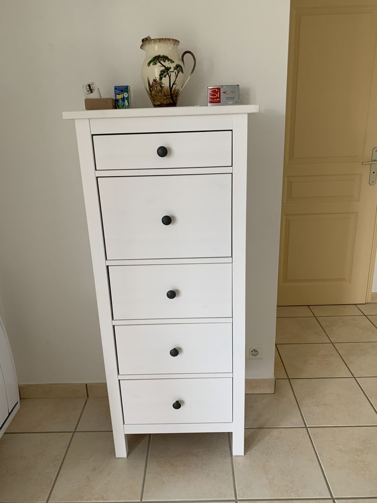 Commode 5 tiroirs ikea
50 Les Moutiers-en-Retz (44)