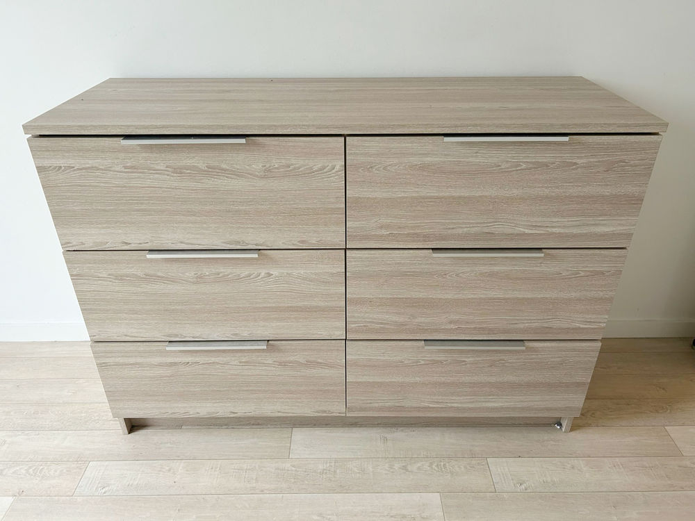 COMMODE A 6 TIRROIRS quasi neuf 179 Villepinte (93)