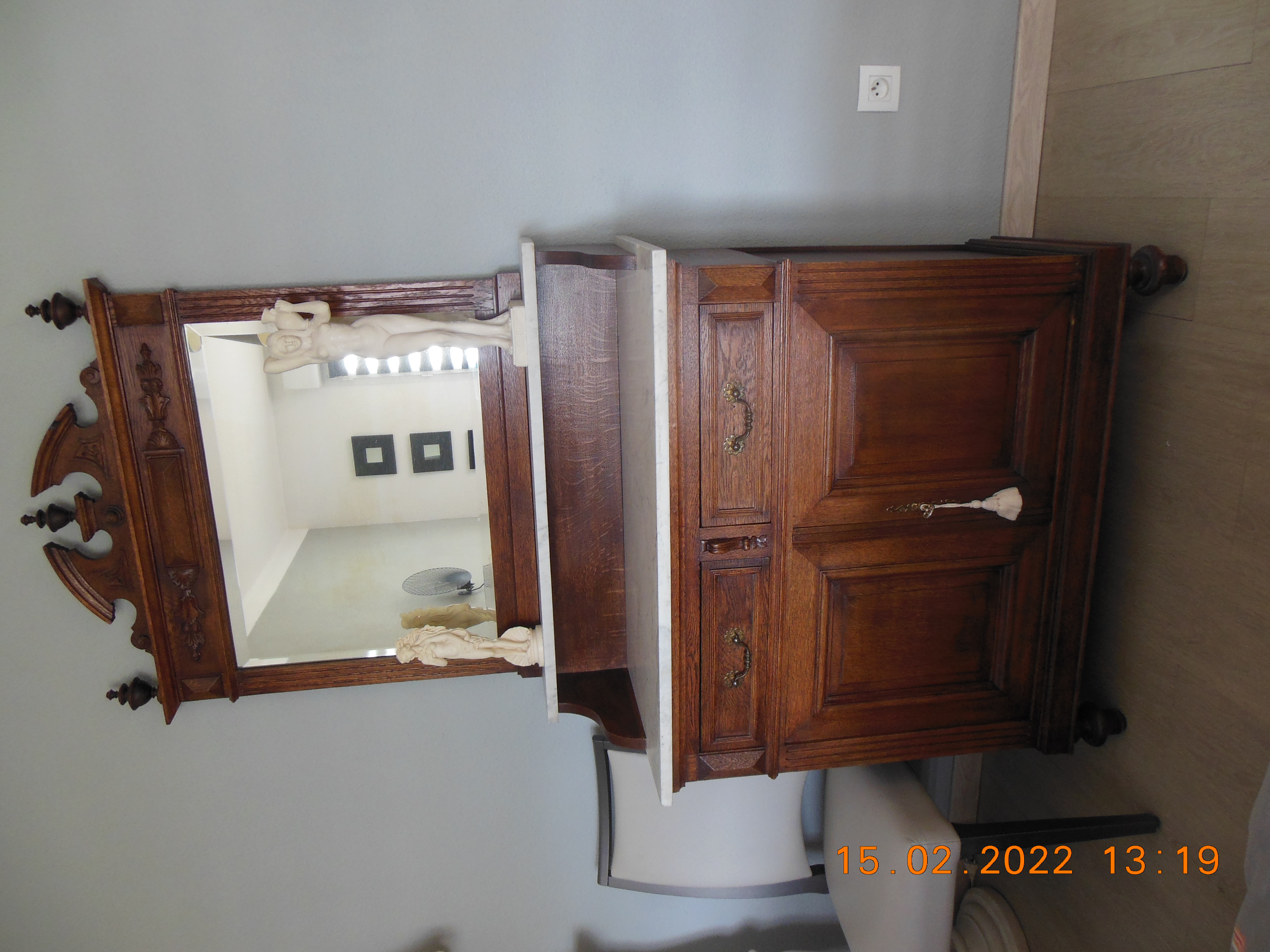  commode de  toilette 3iem r�publique: 200 Sedan (08)