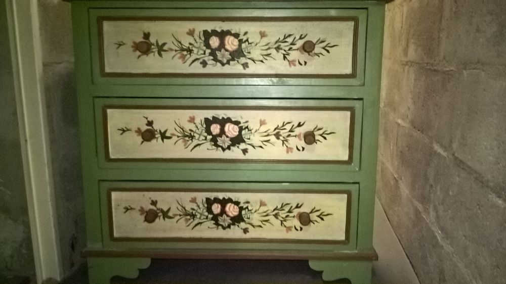 COMMODE 80 Paris 20 (75)