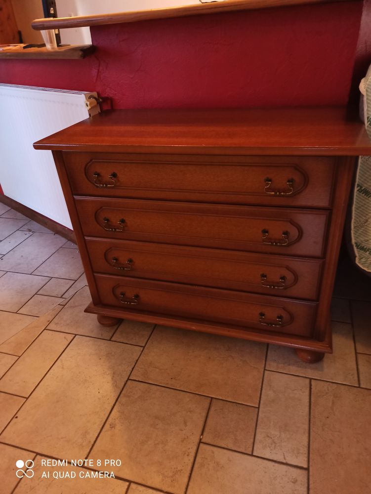 commode 20 �chenoz-la-M�line (70)