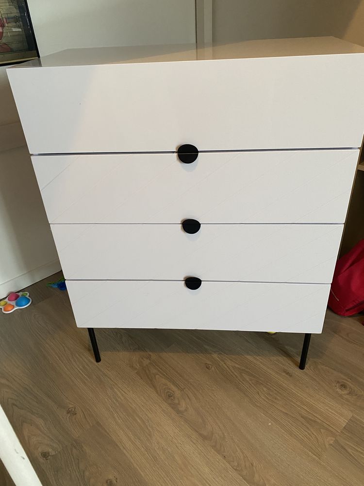 Commodes blanches 4 tiroirs 79 Thomery (77)