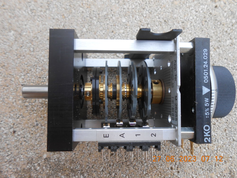 commutateur � cames  MICRONOR (113) 150 Vend�me (41)