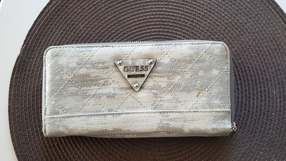 Compagnon Guess 45 Carros (06)