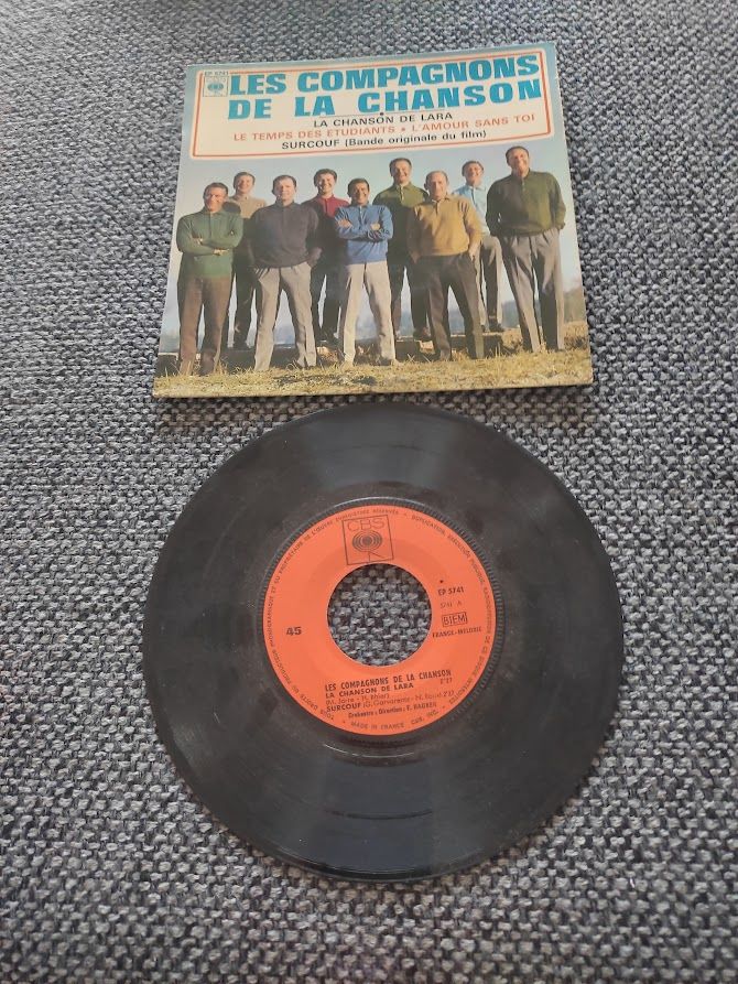 M (150) - Les compagnons de la chanson - La Chanson de Lara 2 Paris 13 (75)