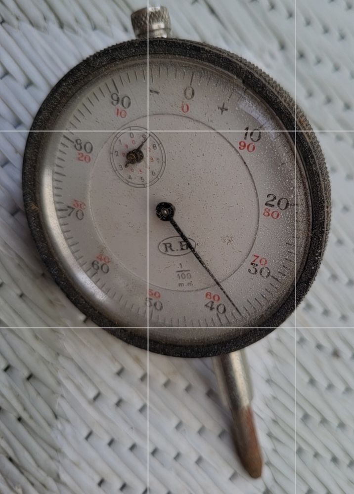 Comparateur m�canique � cadran 10 Lorient (56)