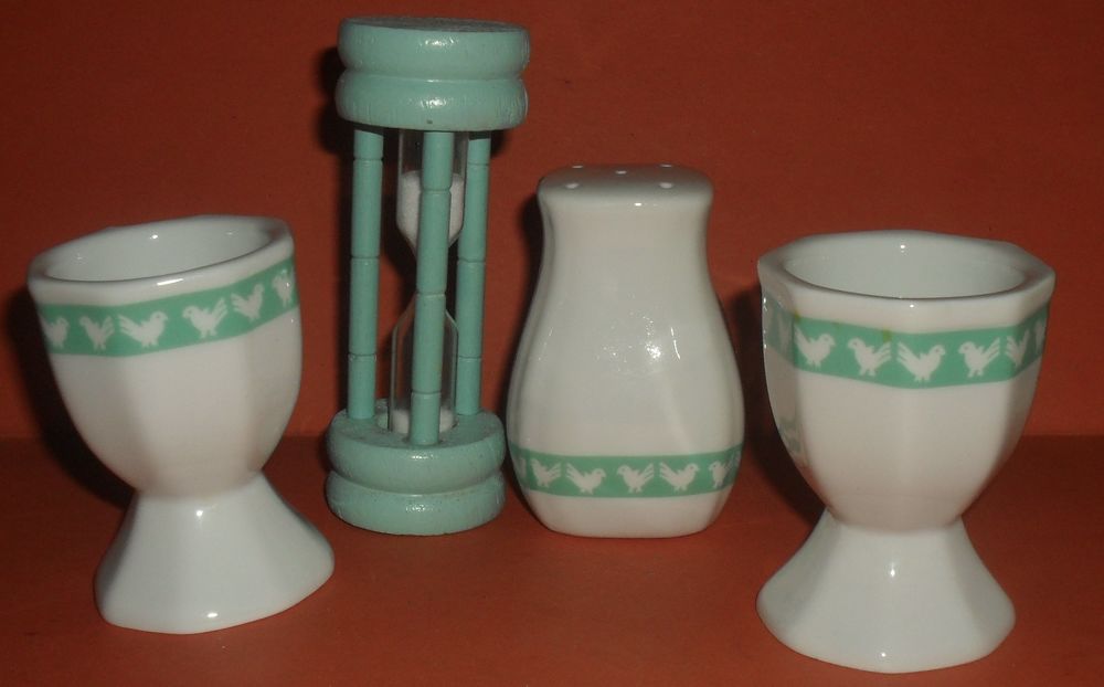 Set complet ?ufs � la coque NEUF. 18 Montreuil (93)