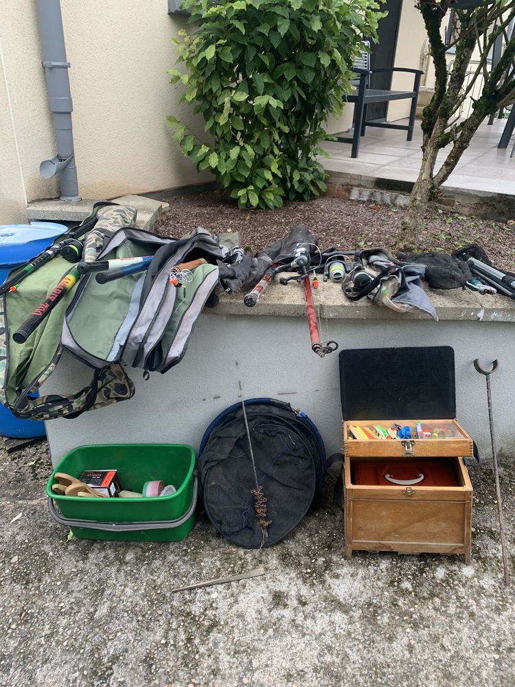 lot complet de peche 150 Fl�ville-devant-Nancy (54)