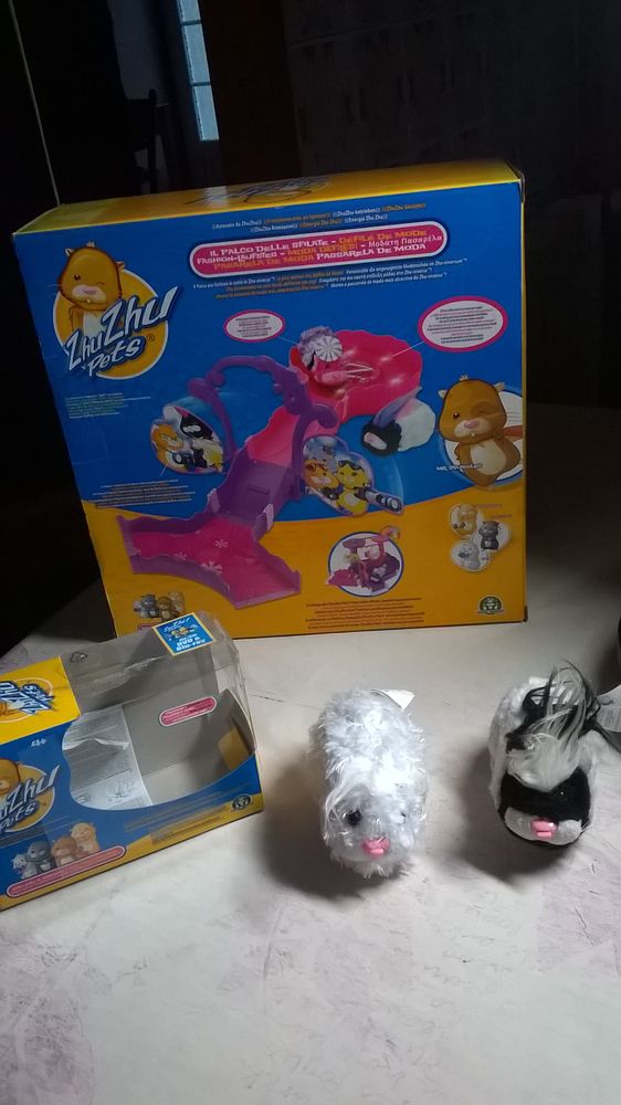 LOT COMPLET DE ZHU ZHU PETS 20 Villeneuve-d'Olmes (09)