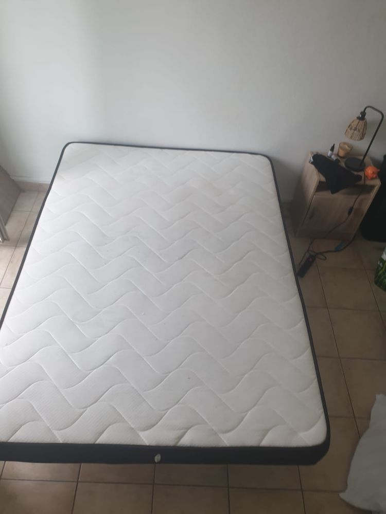 Lit complet (sommier, matelas, pieds) 150 Marseille 12 (13)