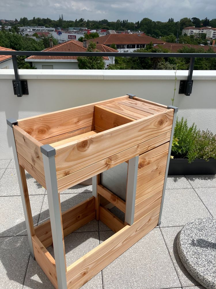 Composteur de balcon 100 Anglet (64)