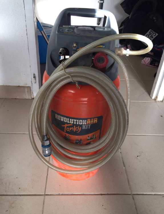 Compresseur d'air avec cuve 100 Le Pouget (34)