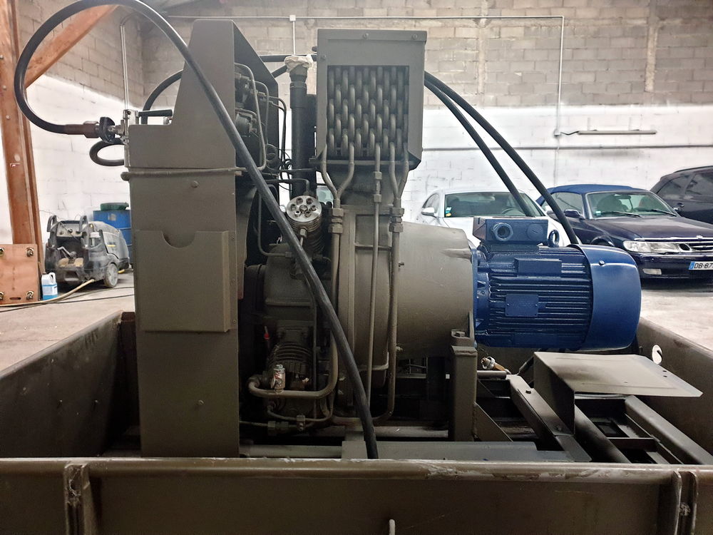 Compresseur HP BAUER 26m3/h 230-250 bars 2750 Tours (37)