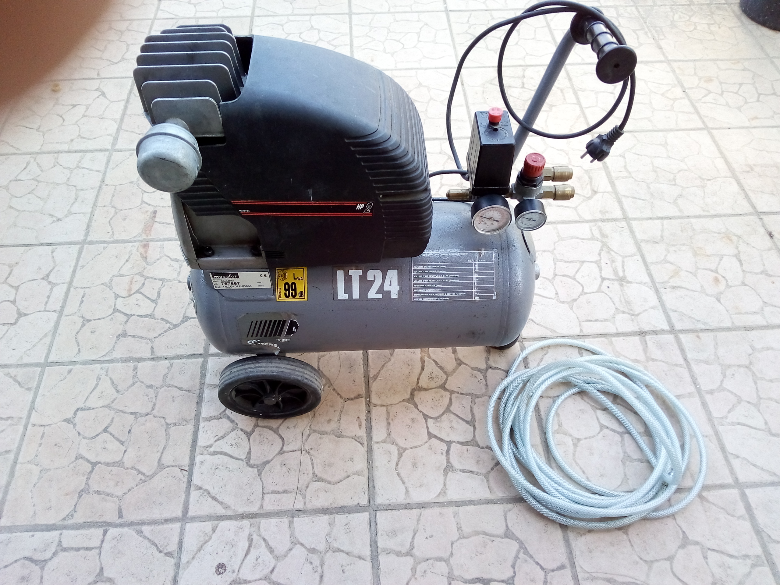 Compresseur mecafer 25 L
20 Sept�mes-les-Vallons (13)