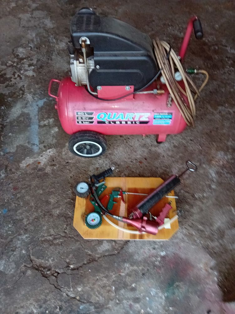 Compresseur. 100 Gannay-sur-Loire (03)