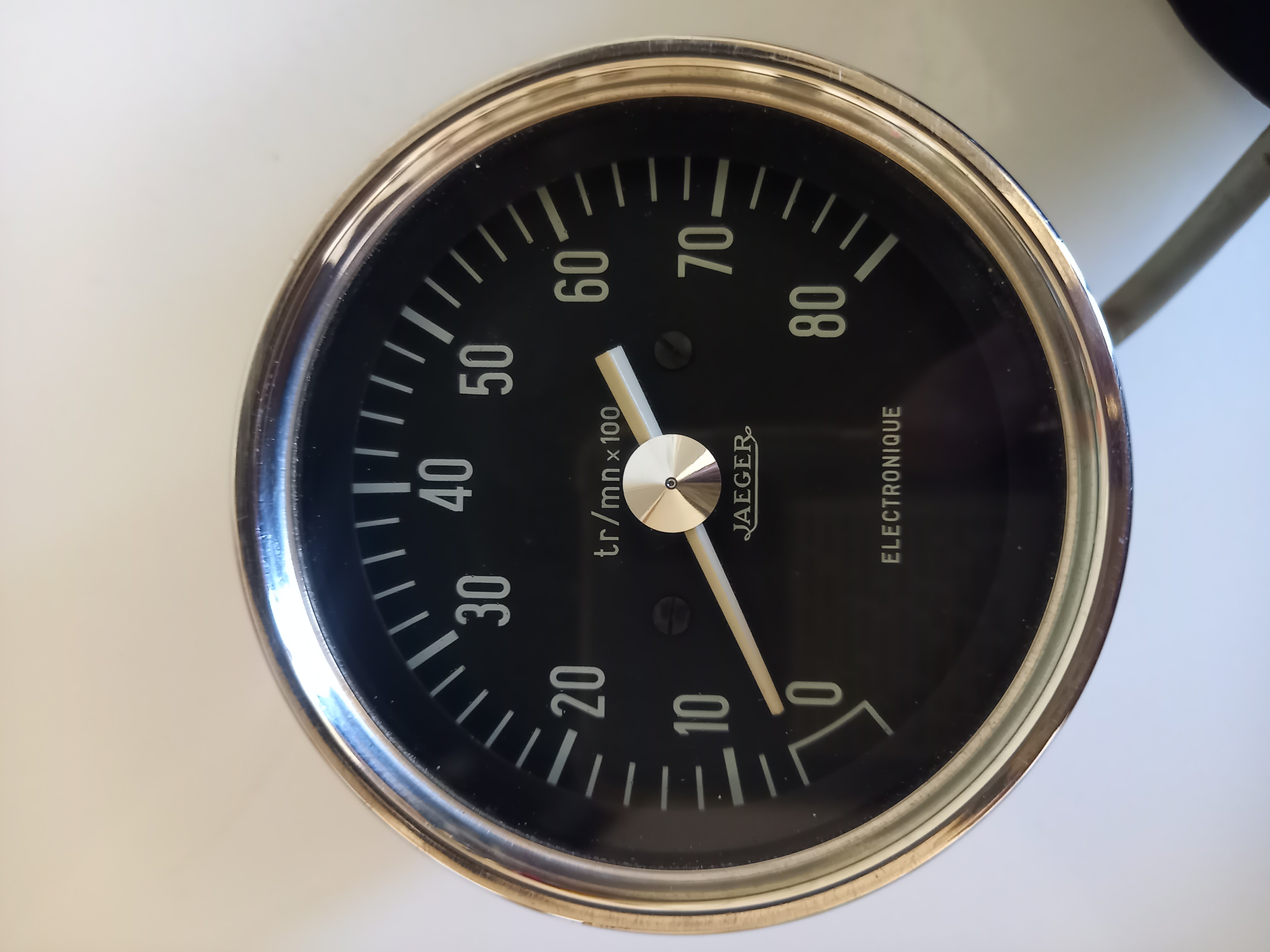 Compteur de vitesse Jaeger electronique 80 Versailles (78)