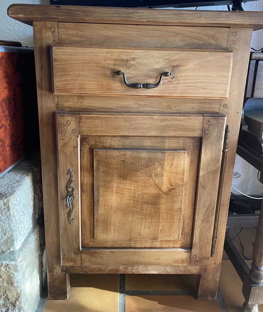 Confiturier en chene massif 240 Bagnols-sur-C�ze (30)