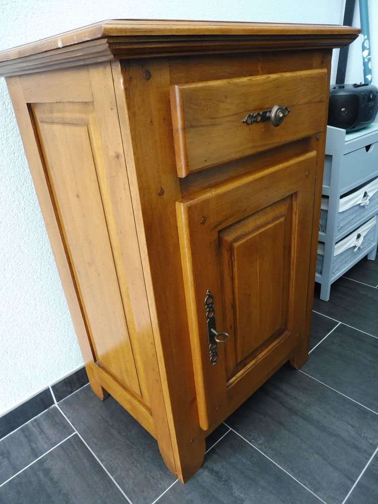 :
Confiturier ch�ne 100 Olonne-sur-Mer (85)