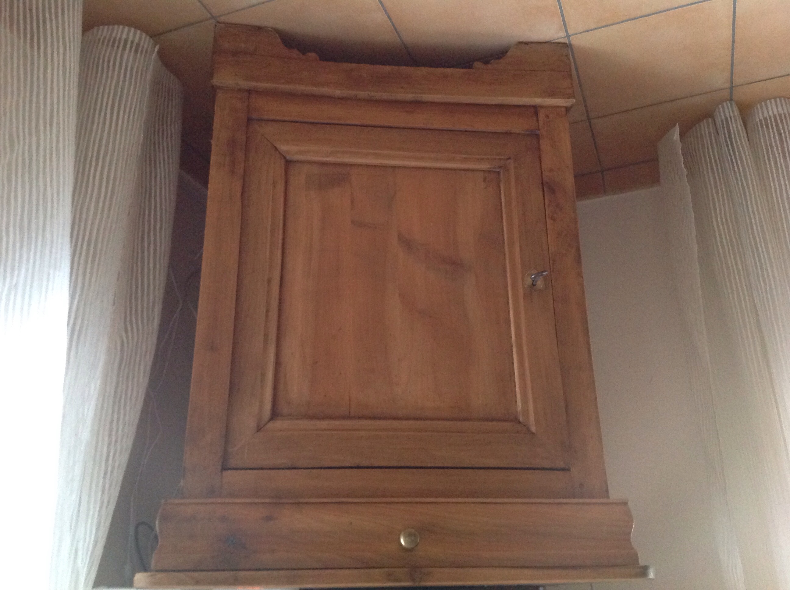 confiturier en merisier massif 299 Le Perreux-sur-Marne (94)