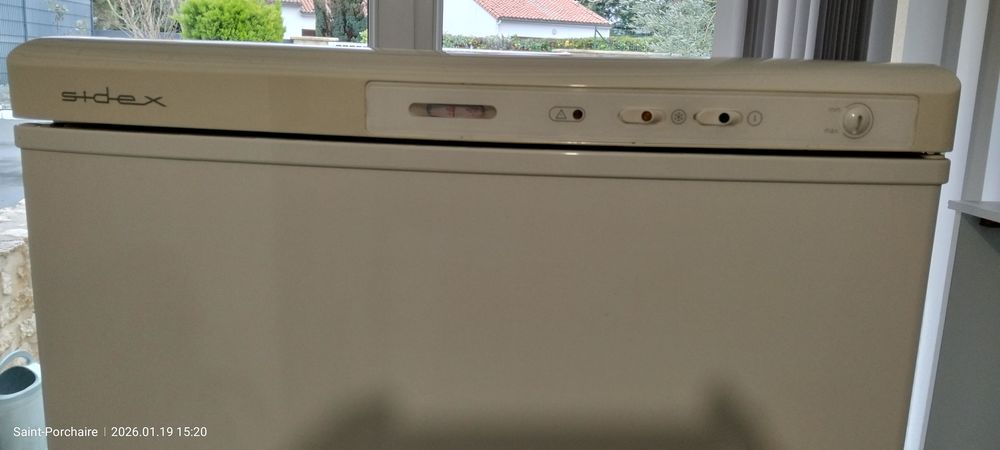 Cong�lateur armoire 60 Saint-Porchaire (17)