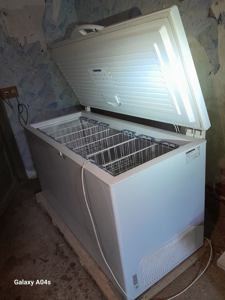 Cong�lateur bahut  LIEBHERR  440 litres ann�e 2009 300 Montagnac-sur-Auvignon (47)