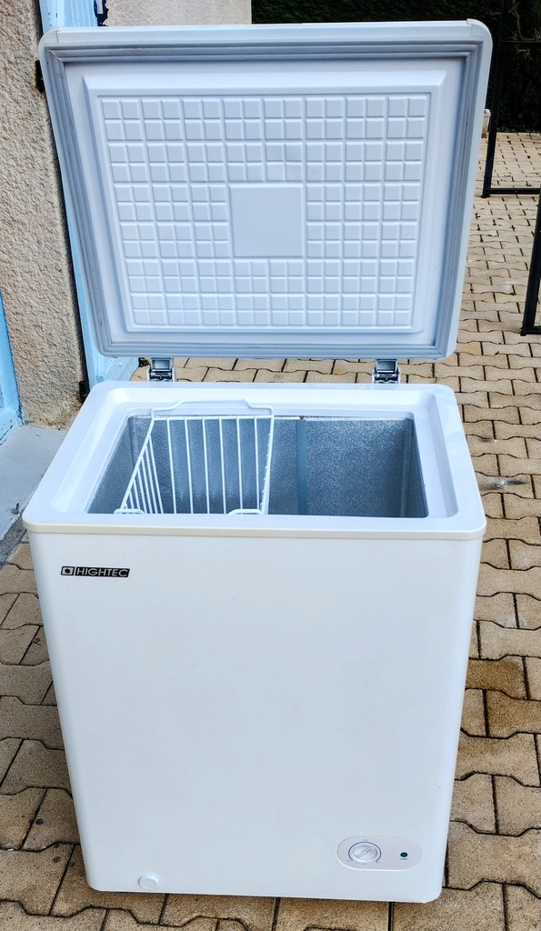 Cong�lateur coffre Hightec blanc 70 Billom (63)