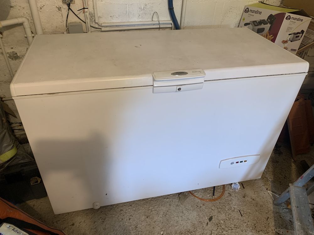 Cong�lateur coffre Whirlpool 390L A+ 250 Irigny (69)