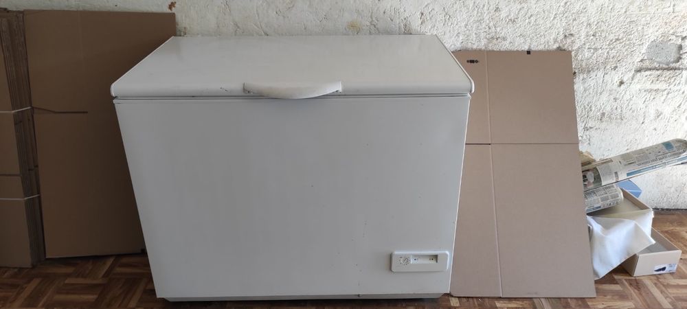 Cong�lateur Electrolux 150 Saint-Amand-Montrond (18)