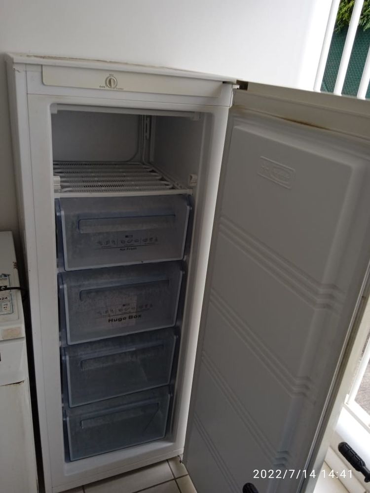 cong�lateur bon �tat 200 Les Trois-�lets (97)