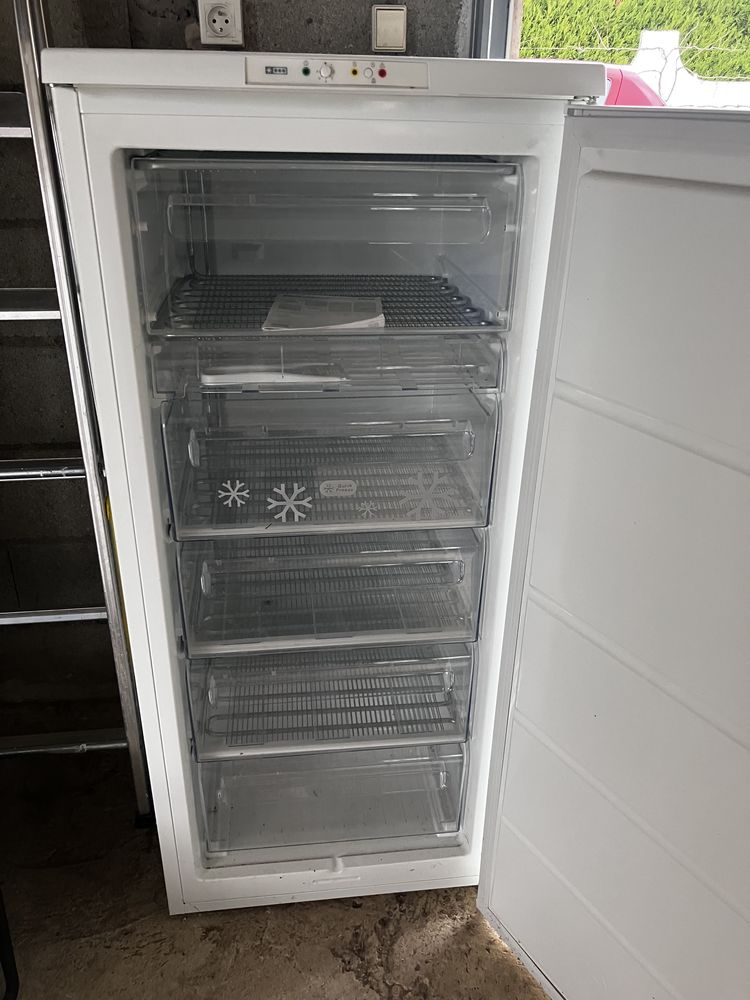 Cong�lateur FAURE armoire 187 l 250 Lavoux (86)